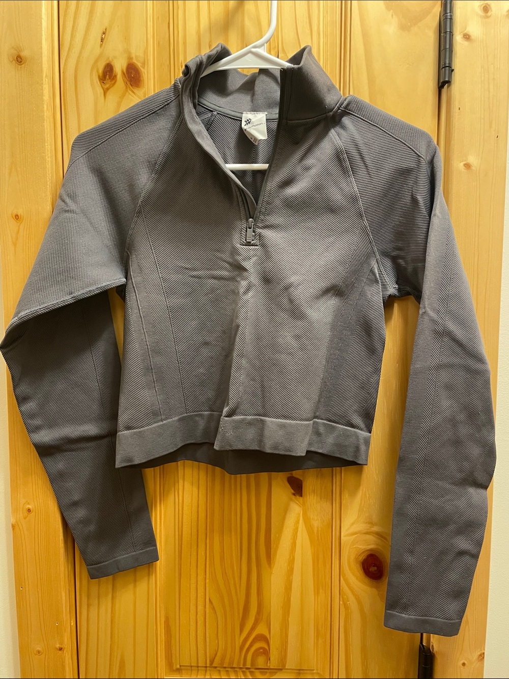 all in motion Women's Gray Cropped Quarter-Zip Pullover